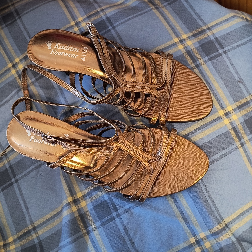 Women Bronze matte Sandals